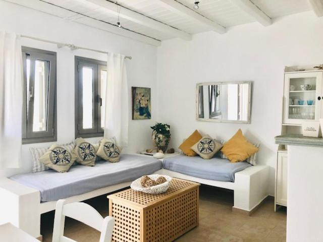 La Bastide Apartment Скирос Екстериор снимка